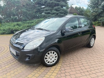 Hyundai i20 I Hatchback 5d 1.2 DOHC 78KM 2011 Hyundai i20 1.2 78KM Klima 5d HB Pelen serwis Gotowy do jazdy, zdjęcie 9