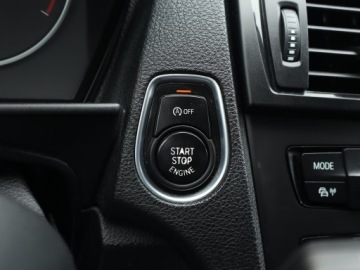 BMW Seria 1 F20-F21 Hatchback 5d 116i 136KM 2013 BMW 1 116i, Automat, Klima, Tempomat, Parktronic, zdjęcie 16