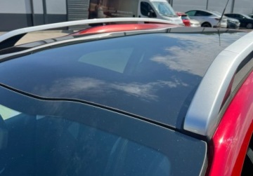 Peugeot 2008 I SUV Facelifting 1.2 PureTech 110KM 2018 Peugeot 2008 Automat Panorama Nawigacja 1.2 Benzyna 110KM, zdjęcie 7