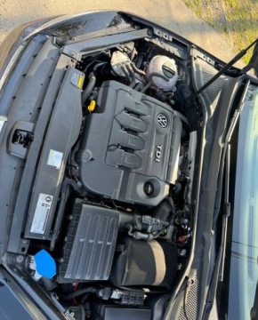 Volkswagen Golf VII Hatchback 3d 1.6 TDI BlueMotion 110KM 2015 Volkswagen Golf Bezwypadkowy, nowe sprzeglo, LOUNGE 1.6 Diesel 110KM, zdjęcie 32