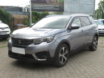 Peugeot 5008 II Crossover 1.2 PureTech 130KM 2019 Peugeot 5008 PureTech 130, Salon Polska, zdjęcie 1