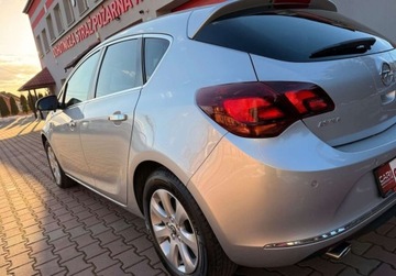 Opel Astra J GTC 1.4 Turbo ECOTEC 140KM 2014 Opel Astra COSMO 1.4T 140ps 6Biegow Xenon LED Tylko96TysPrzebiegu PelnySer, zdjęcie 15