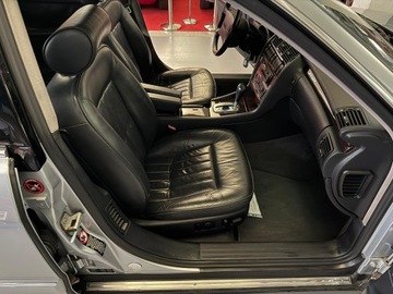 Audi A8 D2 Sedan 3.7 quattro 230KM 1997 Audi A8 (D2) 3.7 V8 Quattro - 1997 Elegancja, moc i niemiecka precyzja, zdjęcie 5