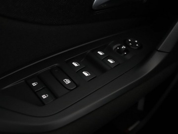 Peugeot 308 III Hatchback 1.2 PureTech 110KM 2022 Peugeot 308 virtual cocpit klima auto czujniki, zdjęcie 33