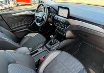 Ford Focus IV Hatchback 2.0 EcoBlue 150KM 2019 Ford Focus 2.0Tdci 150PS Navi FULL LED 88.000 km 2.0 Diesel 150KM, zdjęcie 9