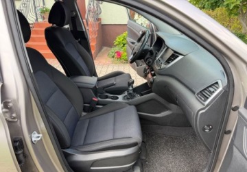 Hyundai Tucson III SUV 1.6 GDI 132KM 2017 Hyundai Tucson 1.6 132KM Navi Asystent Climatronic Serwis Bezwypadkowy, zdjęcie 16