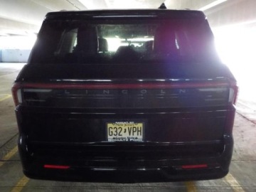 Lincoln Navigator III 2025 Lincoln Navigator Reserve 2025 3.5 Benzyna 440KM, zdjęcie 3