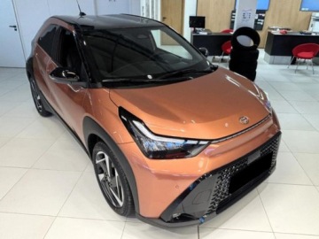 Toyota Aygo X 2025 Od ręki - Style VIP 1.5 Hybrid 116KM | Podgrzewane fotele!, zdjęcie 3