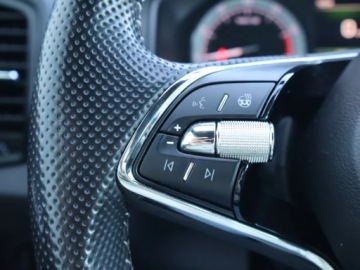 Skoda Karoq Crossover 1.5 TSI ACT 150KM 2020 Skoda Karoq 1.5 TSI, Salon Polska, Serwis ASO, zdjęcie 16