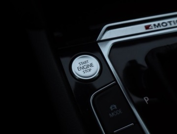 Volkswagen Passat B8 Variant 2.0 TDI BlueMotion SCR 190KM 2018 VW Passat 2.0 TDI, Salon Polska, Serwis ASO, zdjęcie 16