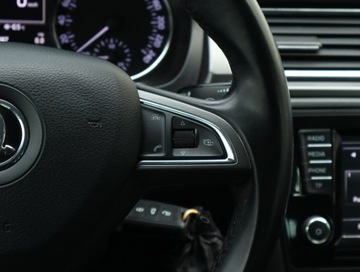 Skoda Rapid II Spaceback 1.2 TSI 110KM 2015 Skoda Rapid Spaceback 1.2 TSI, Salon Polska, zdjęcie 16