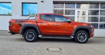 Mitsubishi L200 VI 2.2 Diesel 150KM 2019 Mitsubishi L200 Aut. 4x4 Super Select Instyle, I wl. polski salon, serwis, zdjęcie 4