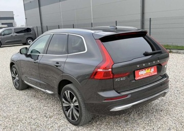 Volvo XC60 II 2022 Volvo XC 60 4x4 XC 60 T8 2.0 HYB Plug-In 2022r 32.000 km Warszawa 2.0, zdjęcie 4