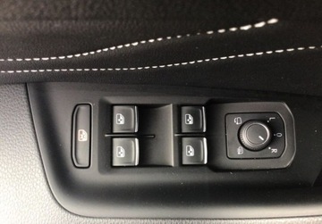 Volkswagen Arteon Fastback Facelifting 2.0 TSI 280KM 2021 Volkswagen Arteon 4Motion Elegance, ACC, Kamera 360, GPS, HarmanKardon, DC, zdjęcie 16