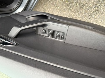 Seat Ibiza V Hatchback 5d 1.0 MPI 75KM 2018 Seat Ibiza Serwisowana . Światła Led., zdjęcie 25