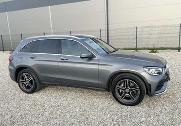 Mercedes GLC C253 2020 Mercedes-Benz GLC 4x4 GLC 2.0 BENZ 197 KM 2020r Warszawa 2.0 Benzyna