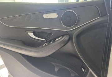 Mercedes GLC C253 SUV 2.1 220 d 170KM 2018 Mercedes-Benz GLC Salon Polska , aktywny radar, oryginalny lakier 2.1 170KM, zdjęcie 10