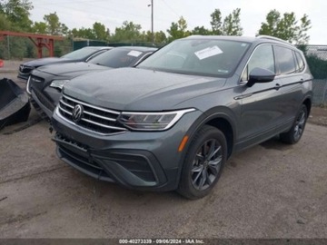 Volkswagen Tiguan II 2022 Volkswagen Tiguan 2022 Volkswagen Tiguan 2.0T SE 4MOTION 2.0 Benzyna 184KM, zdjęcie 1