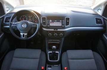 Volkswagen Sharan II Van 2.0 TDI-CR BMT 140KM 2014 Volkswagen Sharan 2.0 TDI CR 140 KM, 4x4, 7osob, Webasto, Biksenon, Hak, G, zdjęcie 10