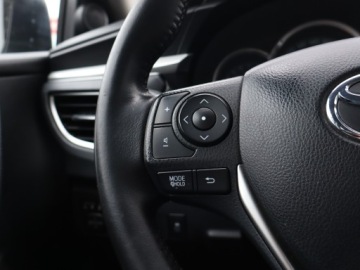 Toyota Corolla X Sedan Facelifting 1.6 Valvematic 132KM 2014 Toyota Corolla 1.6 Valvematic, Salon Polska, zdjęcie 15