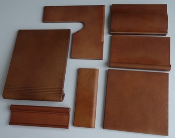 НАРУЖНЫЕ ЛЕСТНИЦЫ С ПАЗАМИ СОКРОВИЩА ИЗ РУЧНОГО КОРИЧНЕВОГО ИСПАНСКОГО КЛИНКЕРА BIZ