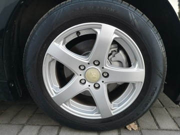 Toyota Avensis III Wagon 2.0 D-4D 126KM 2010 Toyota Avensis 2.0 D-4D 126KM Nav Kamera Klimatron, zdjęcie 26