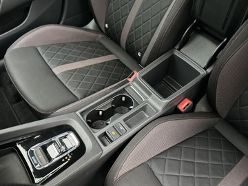 Skoda Octavia IV Kombi 2.0 TDI SCR 200KM 2022 Skoda Octavia VRS 2.0TDI 200KM 4x4 HAK, System Lig, zdjęcie 24