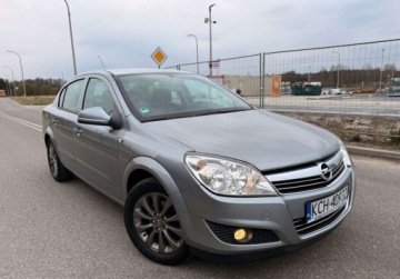 Opel Astra H Sedan 1.6 ECOTEC 115KM 2010 Opel Astra LIFT SEDAN 1.6i 115ps Tylko164TysPrzebiegu SerwisASO 1Wlascicie, zdjęcie 8