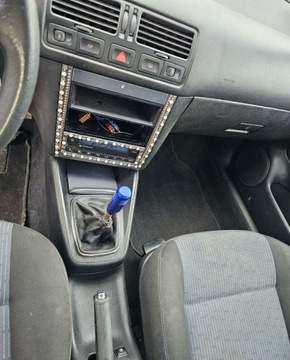 Volkswagen Bora Sedan 2.0 115KM 2003 Volkswagen Bora Volkswagen Bora 2.0 2.0 Benzyna 115KM, zdjęcie 12