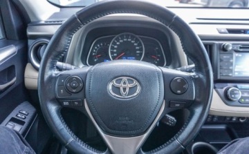 Toyota RAV4 IV MPV Valvematic 150 152KM 2015 Toyota RAV4 Toyota RAV4 Premium 2.0 151KM 2.0 BenzynaLPG 152KM, zdjęcie 2