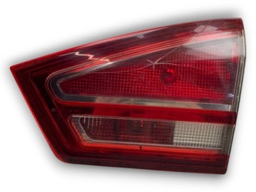 FORD B-MAX 2013 ZADNÍ STRANA PRAVÁ SVĚTLA KRYT KUFRU