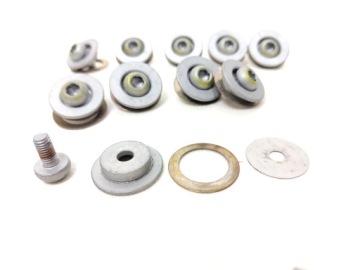 БОЛТЫ ПЕРЕДНЕГО ТОРМОЗНОГО ДИСКА HONDA CB 750 HORNET 23+ RH12