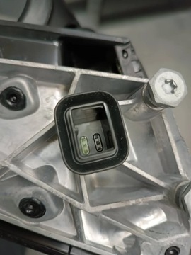 BMW 2 F46 ZRCÁTKO PRAVÉ 5PIN
