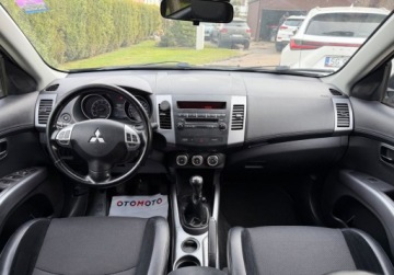 Mitsubishi Outlander II 2.0 MIVEC 147KM 2010 Mitsubishi Outlander 2.0 147KM Alkantara CLIMATRONIC Bezwypadkowy Serwis D, zdjęcie 18