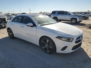 Mercedes Klasa A W177/V177 2020 Mercedes-Benz Klasa A 220 2020 2.0l 2.0 Benzyna 188KM, zdjęcie 4