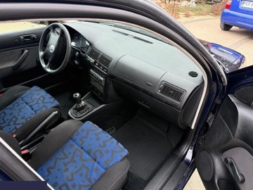 Volkswagen Golf IV Hatchback 1.6 100KM 1999 Volkswagen Golf 1.6 Basis 100KM 1999r, zdjęcie 5