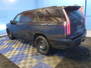 Cadillac Escalade III 2026 Cadillac Escalade Esv Sport Platinum 2026 6.2 Benzyna 420KM, zdjęcie 1