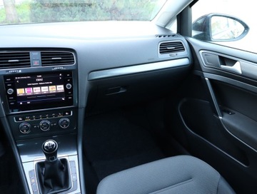 Volkswagen Golf VII Variant Facelifting 1.6 TDI-CR DPF BMT 115KM 2017 VW Golf 1.6 TDI, Salon Polska, Navi, Klima, zdjęcie 7