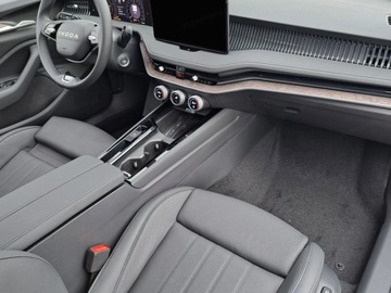 Skoda Superb IV Kombi 2.0 TSI 265KM 2025 SKODA Superb L&amp;K 2.0 TSI DSG 4x4 Combi 265KM 2025, zdjęcie 10