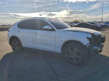 Alfa Romeo Stelvio SUV Facelifting 2.0 Turbo 280KM 2022 Alfa Romeo Stelvio Ti 2022 2.0 Benzyna 280KM, zdjęcie 4