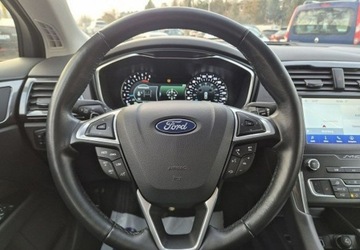 Ford Mondeo V Kombi Facelifting 2.0 EcoBlue 150KM 2020 Ford Mondeo Maly przebieg Automat 2.0 Diesel 150KM, zdjęcie 22