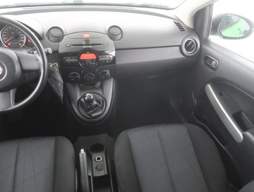 Mazda 2 II Hatchback 3d Facelifting 1.3 MZR 75KM 2011 Mazda 2 1.3 i, Klima,ALU, zdjęcie 7