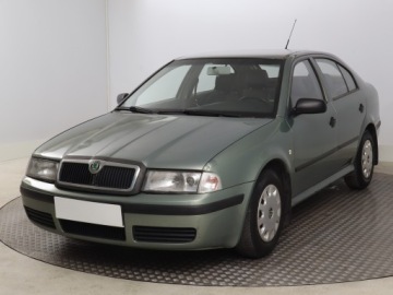 Skoda Octavia I Hatchback 1.6 MPI 102KM 2003 Skoda Octavia 1.6, Salon Polska, GAZ, zdjęcie 1