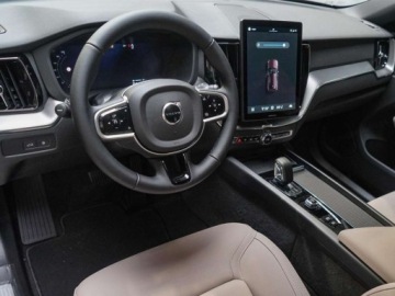 Volvo XC60 II 2026 VOLVO XC60 B5 AWD Core Suv 2.0 (264KM) 2026, zdjęcie 4
