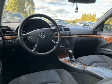 Mercedes Klasa E W211 Kombi S211 2.6 V6 (240) 177KM 2004 Mercedes-Benz Klasa E Mercedes- Benz E240 2,6 Benzyna LPG Automat Zamiana, zdjęcie 2