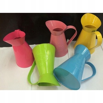 Металлический кувшин в стиле шебби-шик в стиле ретро, ​​ваза с цветами