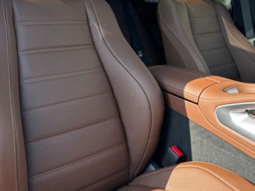 Mercedes GLE V167 SUV Facelifting 2.0 300d 269KM 2025 MERCEDES-BENZ GLE 300 d 4-Matic AMG Line 2.0 (269KM) 2025, zdjęcie 10