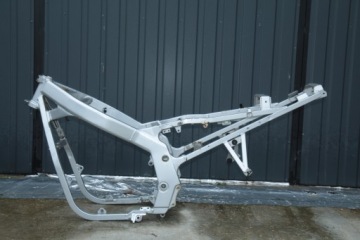SUZUKI GS 500 89-04 РАМА + ДОКУМЕНТЫ