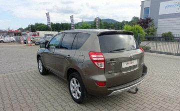 Toyota RAV4 III MPV Facelifting 2.2 D-4D 150KM 2010 Toyota RAV4 2.2D4D 150KM 4X4 Sol Klimatronik Skora 2.2 Diesel 150KM, zdjęcie 6