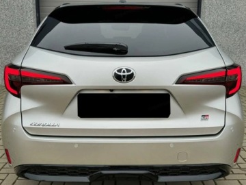 Toyota Corolla XII TS Kombi Facelifting 1.8 Hybrid 140KM 2026 Od ręki - GR Sport 1.8 Hybrid 140KM | Podgrzewane fotele!, zdjęcie 3